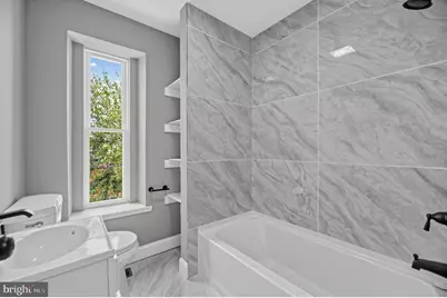 563 Bailey Street, Camden, NJ 08102 - Photo 17