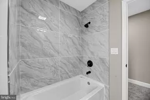 563 Bailey St, Camden, NJ 08102 - Photo 19
