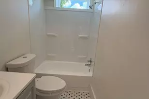 705 Powell St, Gloucester City, NJ 08030 - Photo 17