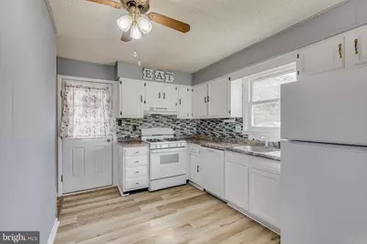 443 Flanders Road, Bellmawr, NJ 08031 - Photo 9
