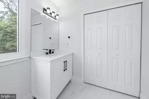 1004 Berwyck Ct, Sicklerville, NJ 08081 - Photo 13