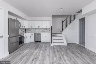 1004 Berwyck Ct, Sicklerville, NJ 08081 - Photo 7
