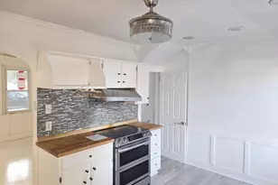 407 Paris, Brooklawn, NJ 08030 - Photo 9