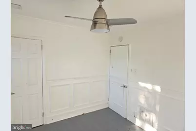 407 Paris, Brooklawn, NJ 08030 - Photo 35