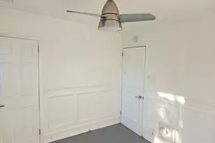 407 Paris, Brooklawn, NJ 08030 - Photo 35