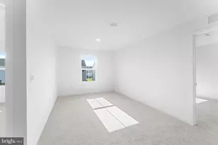 27 Cottonwood Ave, Berlin, NJ 08009 - Photo 17