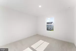 27 Cottonwood Ave, Berlin, NJ 08009 - Photo 25