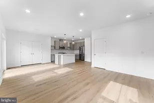 27 Cottonwood Ave, Berlin, NJ 08009 - Photo 13