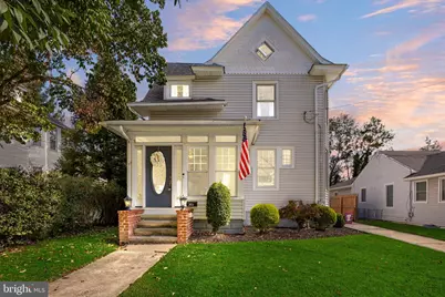 203 S Atlantic Avenue E, Stratford, NJ 08084 - Photo 1