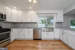 19 Bucknell Dr, Cherry Hill, NJ 08034 - Photo 9
