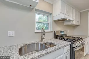 8435 Eden Ln, Pennsauken, NJ 08110 - Photo 15