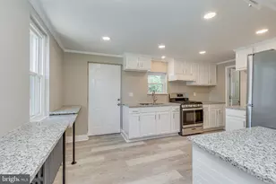 8435 Eden Ln, Pennsauken, NJ 08110 - Photo 13