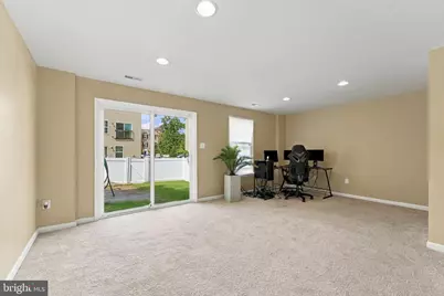 175 Village Green Lane, Sicklerville, NJ 08081 - Photo 9