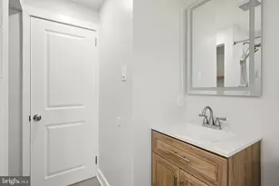 100 Bowers Ave, Runnemede, NJ 08078 - Photo 15