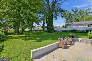 1420 Chestnut Ave, Gloucester City, NJ 08030 - Photo 19