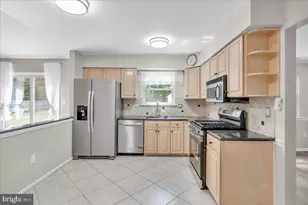 31 Christopher Rd, Voorhees, NJ 08043 - Photo 9