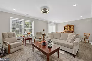 5 Thornhill Ct, Sicklerville, NJ 08081 - Photo 3