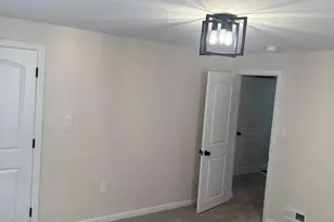 1358 Sayrs Ave, Camden, NJ 08104 - Photo 27