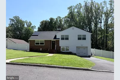 212 Summit Avenue, Gloucester Township, NJ 08012 - Photo 1
