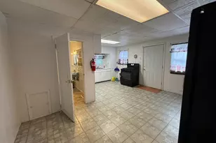 410 Middlesex St, Gloucester City, NJ 08030 - Photo 3