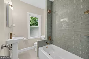 4 S Atlantic Ave, Haddon Township, NJ 08108 - Photo 15