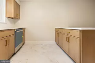 116 Laureba Ave, Stratford, NJ 08084 - Photo 9