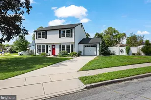 49 Spring Hill Dr, Clementon, NJ 08021 - Photo 1