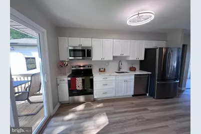 518 Carver Court, Lawnside, NJ 08045 - Photo 5