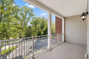 226 Breeders Cup Dr, Cherry Hill, NJ 08002 - Photo 11
