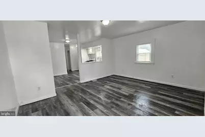 109 N Burlington Street, Gloucester City, NJ 08030 - Photo 7