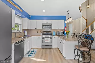 19 Augusta Lane, Gloucester Township, NJ 08012 - Photo 5