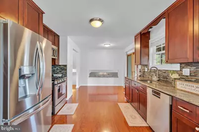 7 Surrey Court, Berlin, NJ 08009 - Photo 5