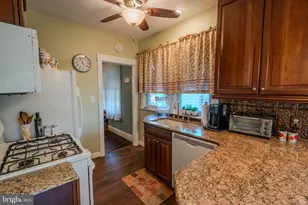 32 S Hood Ave, Audubon, NJ 08106 - Photo 11
