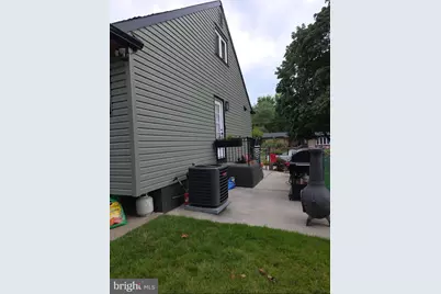 221 Richmond Avenue, Gloucester Township, NJ 08012 - Photo 3