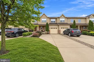 109 Glacier Dr, Berlin, NJ 08009 - Photo 3