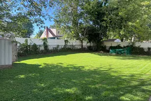518 Carver Ct, Lawnside, NJ 08045 - Photo 11