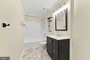 8 Victoria Manor Ct, Sicklerville, NJ 08081 - Photo 23