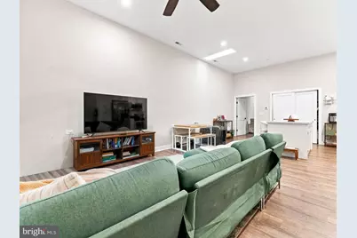266 S White Horse Pike, Audubon, NJ 08106 - Photo 11