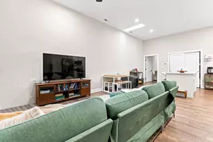 266 S White Horse Pike, Audubon, NJ 08106 - Photo 11