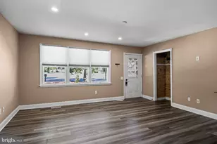 16 Mill Ct, Sicklerville, NJ 08081 - Photo 3