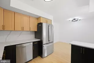 203 Stevens Ct, Camden, NJ 08103 - Photo 11