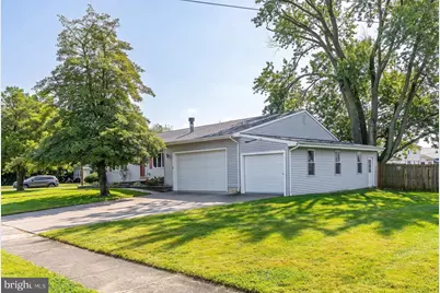 805 W Wood Avenue, Somerdale, NJ 08083 - Photo 5