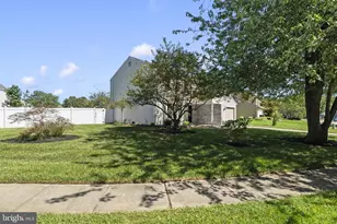 20 Hartsdale Ln, Sicklerville, NJ 08081 - Photo 3