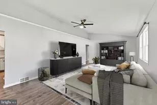 75 N Cedar Ave, Bellmawr, NJ 08031 - Photo 5