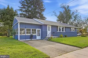 75 N Cedar Ave, Bellmawr, NJ 08031 - Photo 1