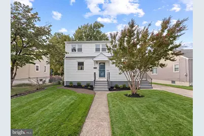 62 Warren Avenue, Bellmawr, NJ 08031 - Photo 1