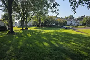 307 Knoll Dr, Gloucester Township, NJ 08012 - Photo 17