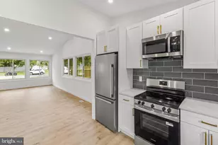 37 Pinewood Ln, Sicklerville, NJ 08081 - Photo 7