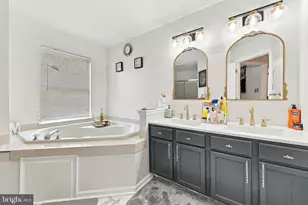 4 W Kennedy Dr, Clementon, NJ 08021 - Photo 21