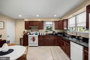 3815 Royal Ave, Pennsauken, NJ 08110 - Photo 9